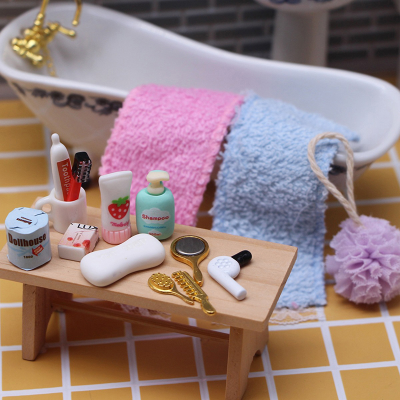 Casa delle bambole in miniatur - Model Kit Toy recensione e prezzo